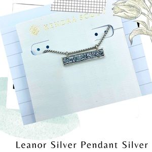Kendra Scott Leanor Pendant Necklace in Silver
